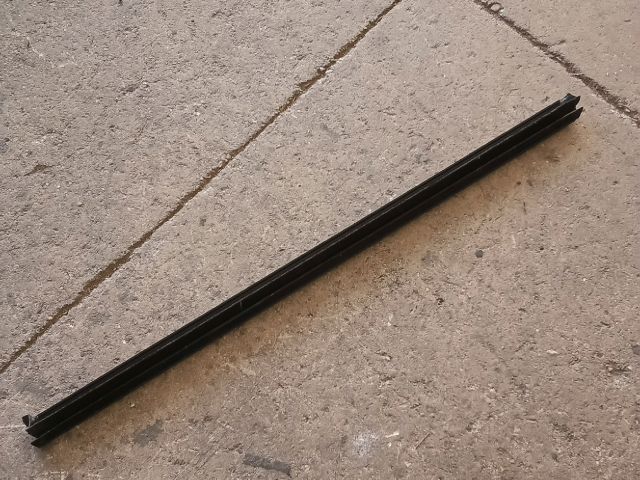 bontott VW TIGUAN Bal első Vízlehúzó Gumicsík