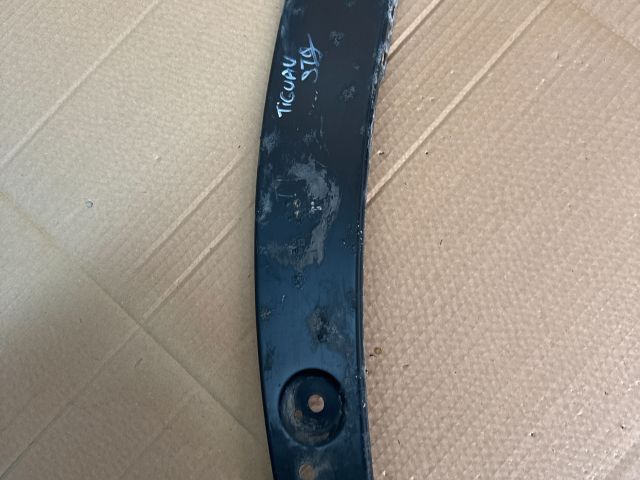 bontott VW TIGUAN Bal Fényszóró Tartó