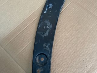 bontott VW TIGUAN Bal Fényszóró Tartó