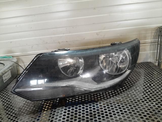 bontott VW TIGUAN Bal Fényszóró