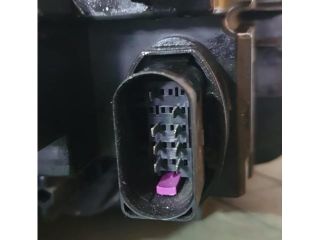 bontott VW TIGUAN Bal Fényszóró