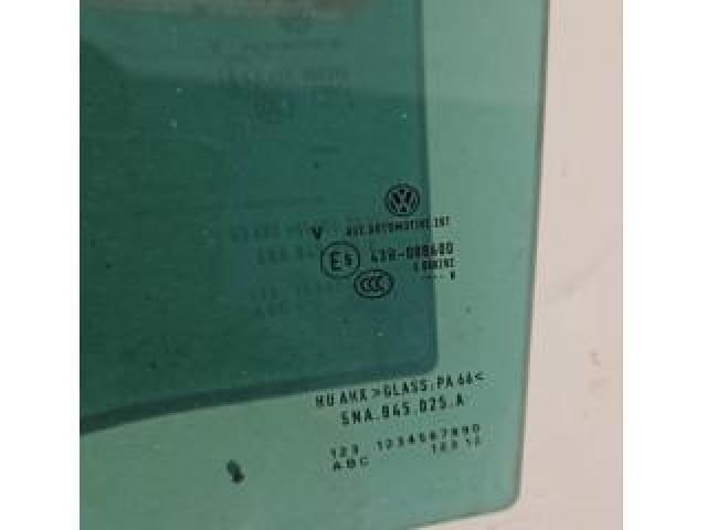 bontott VW TIGUAN Bal hátsó Ablak
