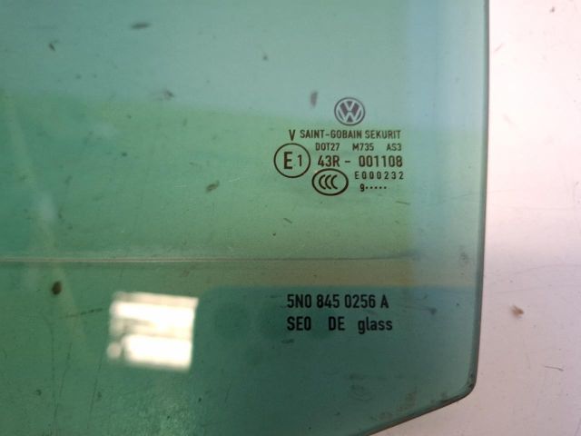 bontott VW TIGUAN Bal hátsó Ablak