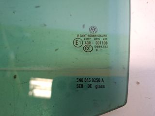 bontott VW TIGUAN Bal hátsó Ablak