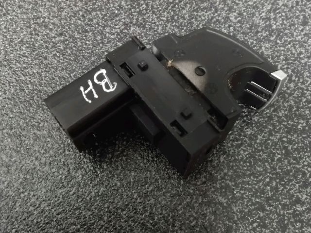 bontott VW TIGUAN Bal hátsó Ablakemelő Kapcsoló