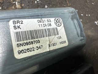 bontott VW TIGUAN Bal hátsó Ablakemelő Motor