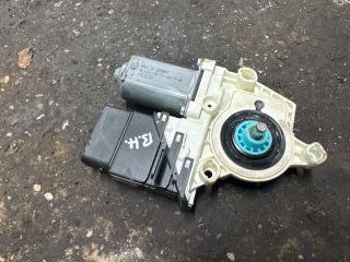 bontott VW TIGUAN Bal hátsó Ablakemelő Motor