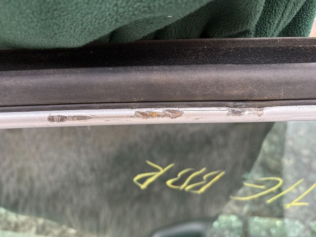 bontott VW TIGUAN Bal hátsó Ajtó (Részeivel)