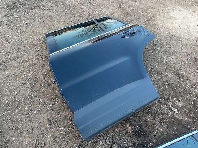 bontott VW TIGUAN Bal hátsó Ajtó (Részeivel)