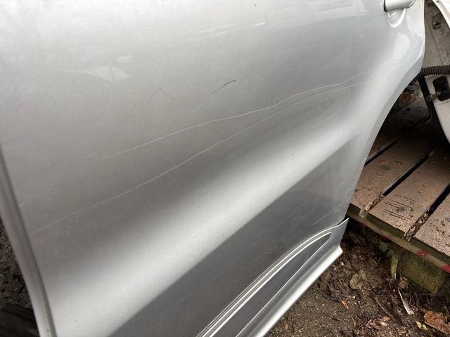 bontott VW TIGUAN Bal hátsó Ajtó (Részeivel)