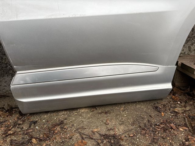 bontott VW TIGUAN Bal hátsó Ajtó (Részeivel)