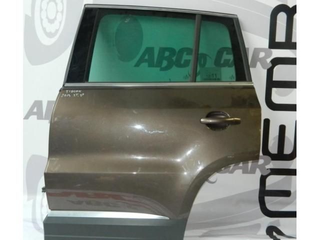 bontott VW TIGUAN Bal hátsó Ajtó (Üres lemez)