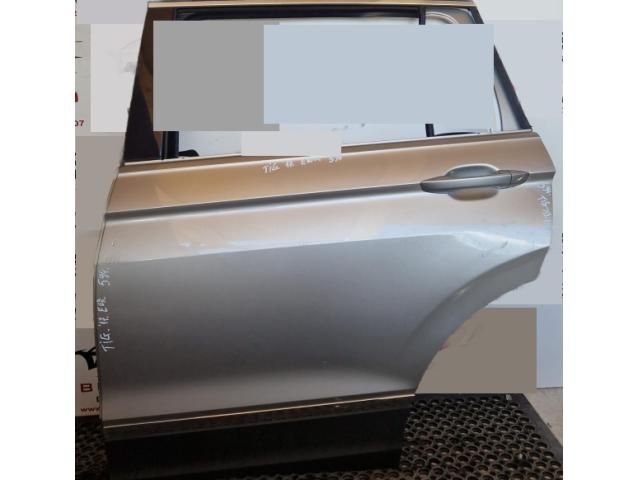 bontott VW TIGUAN Bal hátsó Ajtó (Üres lemez)