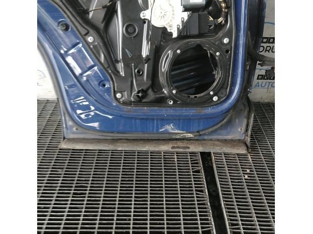 bontott VW TIGUAN Bal hátsó Ajtó (Üres lemez)