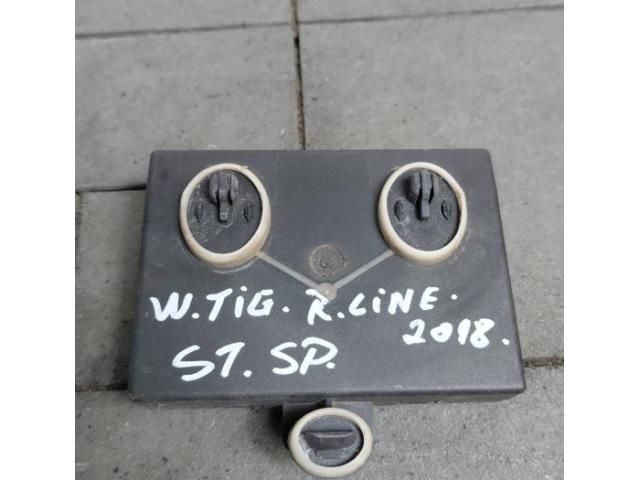 bontott VW TIGUAN Bal hátsó Ajtó Vezérlőegység