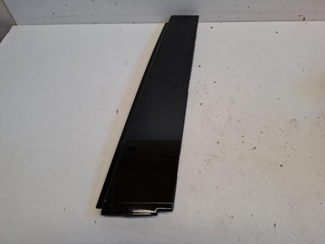 bontott VW TIGUAN Bal hátsó Ajtókeret Burkolat