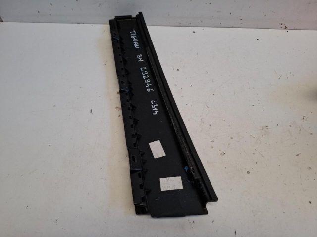 bontott VW TIGUAN Bal hátsó Ajtókeret Burkolat