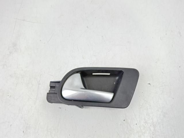 bontott VW TIGUAN Bal hátsó Belső Kilincs