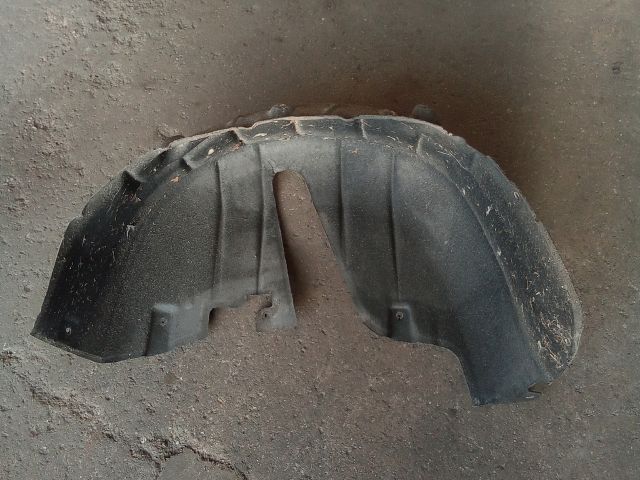 bontott VW TIGUAN Bal hátsó Dobbetét (Kerékjárati, Műanyag)