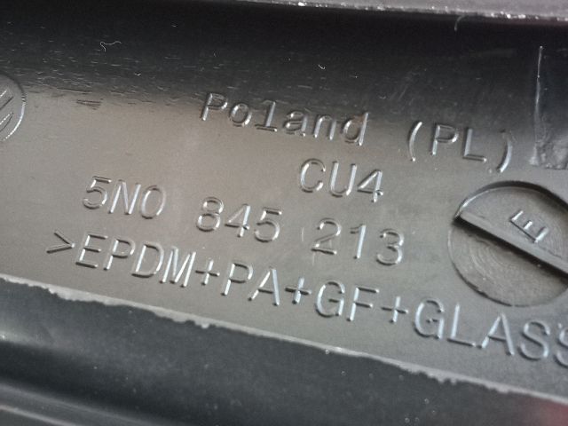 bontott VW TIGUAN Bal hátsó Fixüveg (Ajtóban)