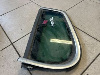 bontott VW TIGUAN Bal hátsó Fixüveg (Ajtóban)