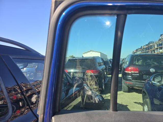 bontott VW TIGUAN Bal hátsó Fixüveg (Ajtóban)