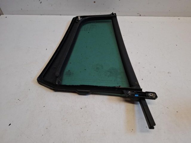 bontott VW TIGUAN Bal hátsó Fixüveg (Ajtóban)