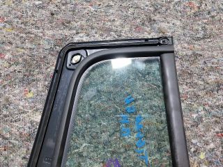 bontott VW TIGUAN Bal hátsó Fixüveg (Ajtóban)