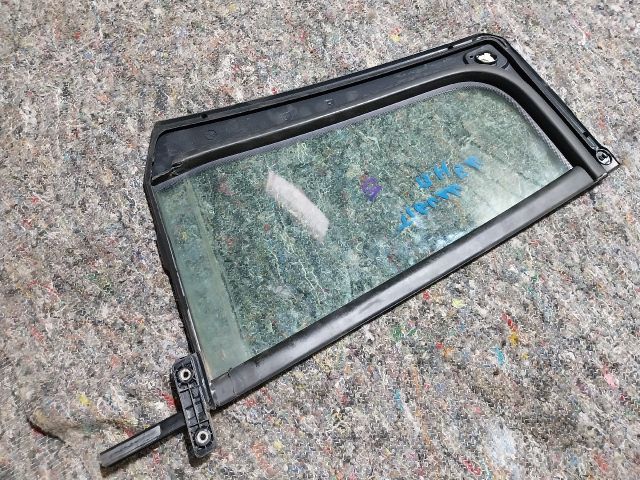 bontott VW TIGUAN Bal hátsó Fixüveg (Ajtóban)