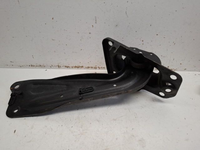 bontott VW TIGUAN Bal hátsó Hosszlengőkar