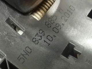 bontott VW TIGUAN Bal hátsó Külső Kilincs