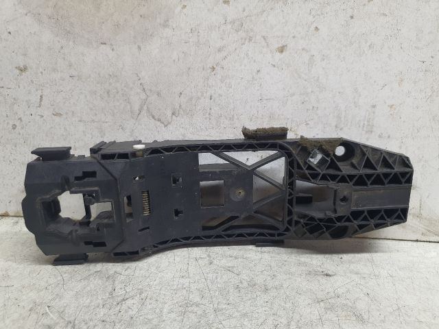 bontott VW TIGUAN Bal hátsó Külső Kilincsfészek