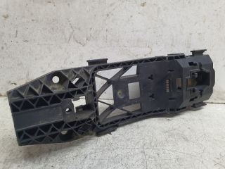 bontott VW TIGUAN Bal hátsó Külső Kilincsfészek