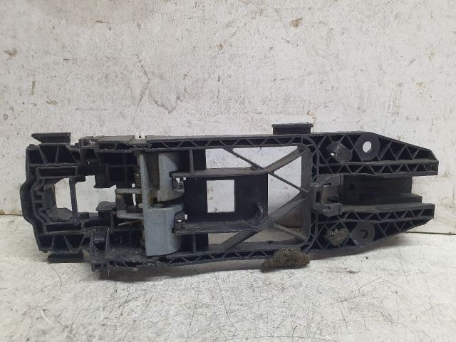 bontott VW TIGUAN Bal hátsó Külső Kilincsfészek