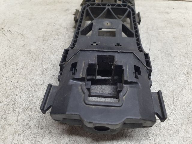 bontott VW TIGUAN Bal hátsó Külső Kilincsfészek