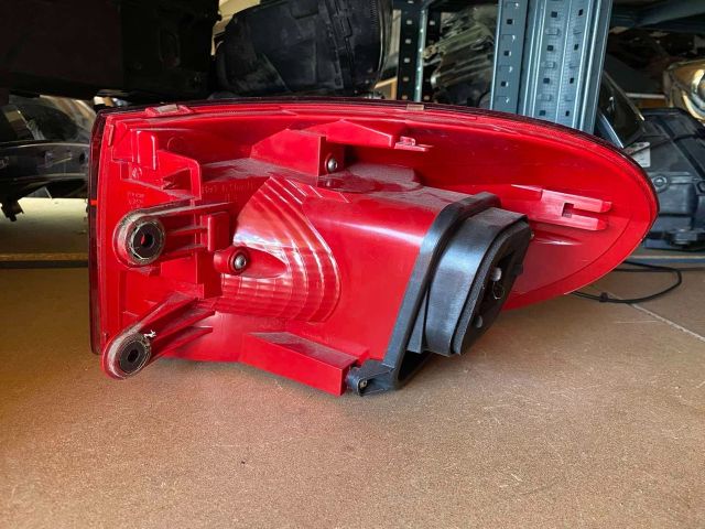 bontott VW TIGUAN Bal Hátsó Lámpa