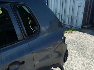 bontott VW TIGUAN Bal hátsó Negyed Karosszéria Csomag