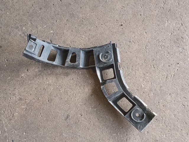 bontott VW TIGUAN Bal hátsó Oldal Lökhárító Tartó (Műanyag)