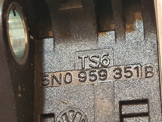 bontott VW TIGUAN Bal hátsó Oldal Ütközés Érzékelő