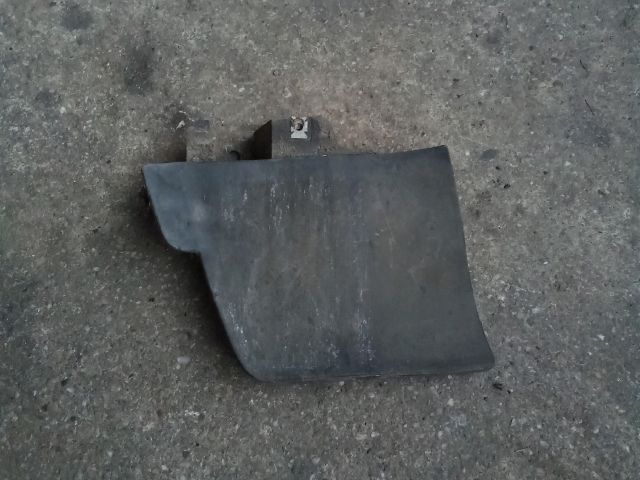 bontott VW TIGUAN Bal hátsó Sárvédő Gumi