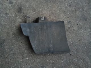 bontott VW TIGUAN Bal hátsó Sárvédő Gumi