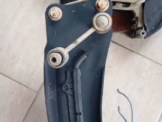 bontott VW TIGUAN Bal hátsó Tengelycsonk