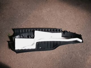 bontott VW TIGUAN Bal hátsó Ülés melletti Kárpit