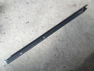 bontott VW TIGUAN Bal hátsó Vízlehúzó Gumicsík