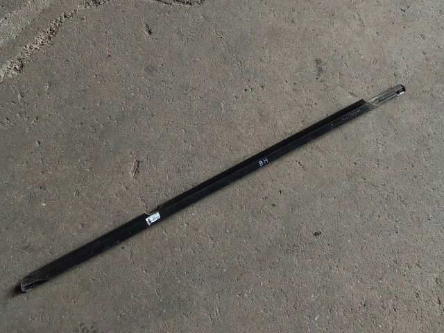 bontott VW TIGUAN Bal hátsó Vízlehúzó Gumicsík