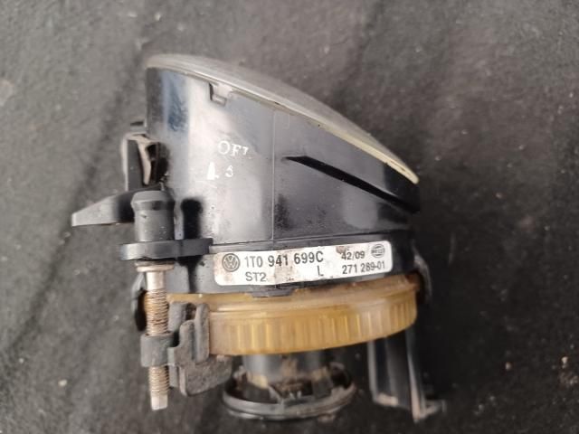 bontott VW TIGUAN Bal Ködfényszóró