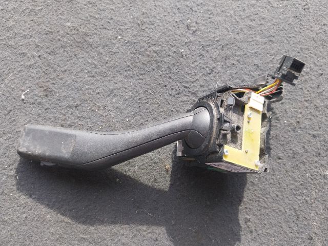 bontott VW TIGUAN Bal Kormánykapcsoló Irányjelző (Tempomatos)