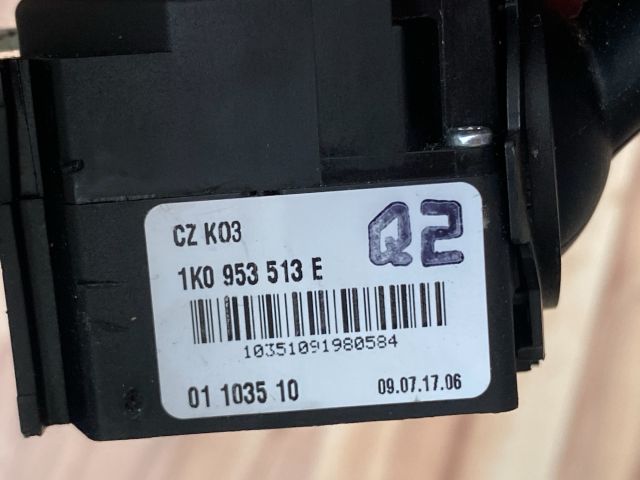 bontott VW TIGUAN Bal Kormánykapcsoló Irányjelző