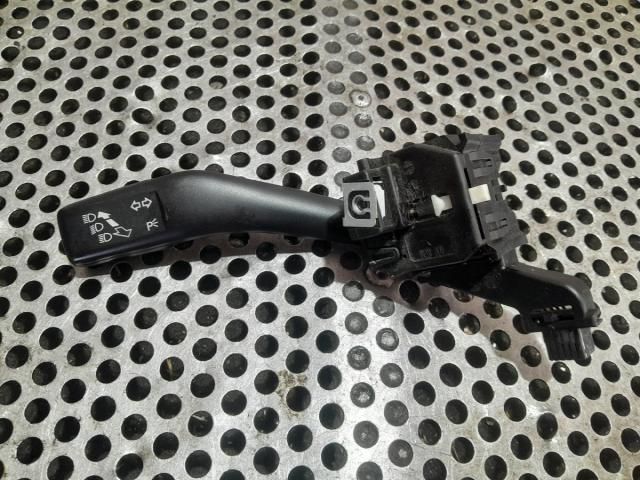 bontott VW TIGUAN Bal Kormánykapcsoló Irányjelző