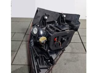 bontott VW TIGUAN Bal Külső Hátsó Lámpa